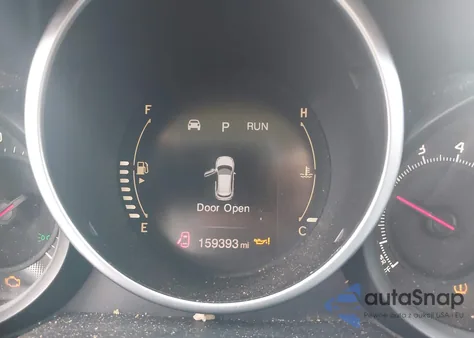 2016 Fiat 500X Easy z USA, uszkodzony, nr VIN ZFBCFYBT5GP376179